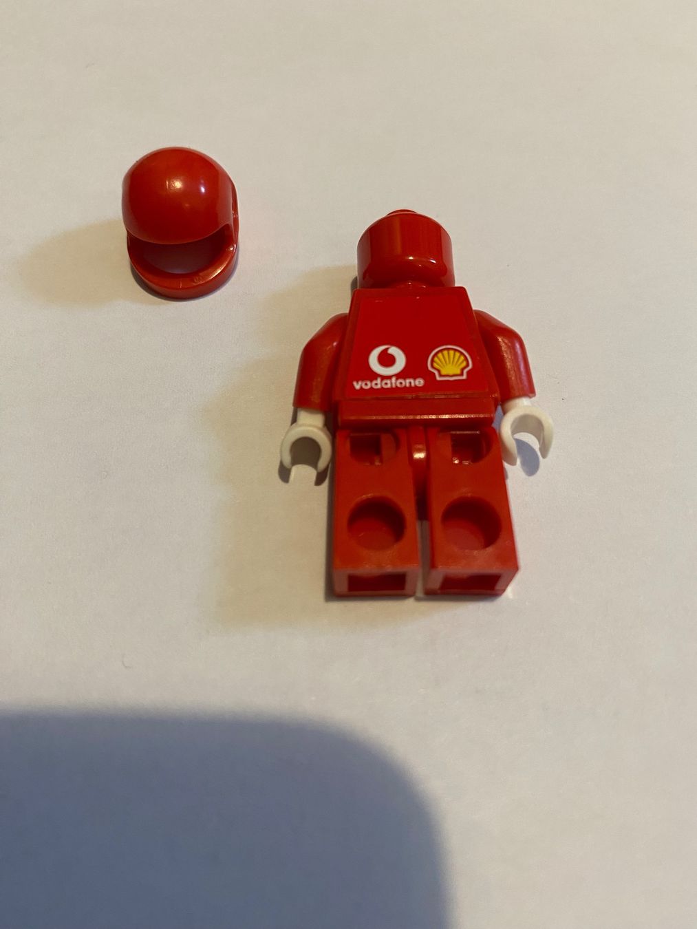 Lego Baukästen: F1 Ferrari Pit Crew Member - with Vodafone Shell Torso Lego – Gebraucht aus Eschlikon TG von ArtRecBrick 3
