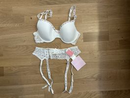 Oscar de la Renta Lingerie Set 34C New