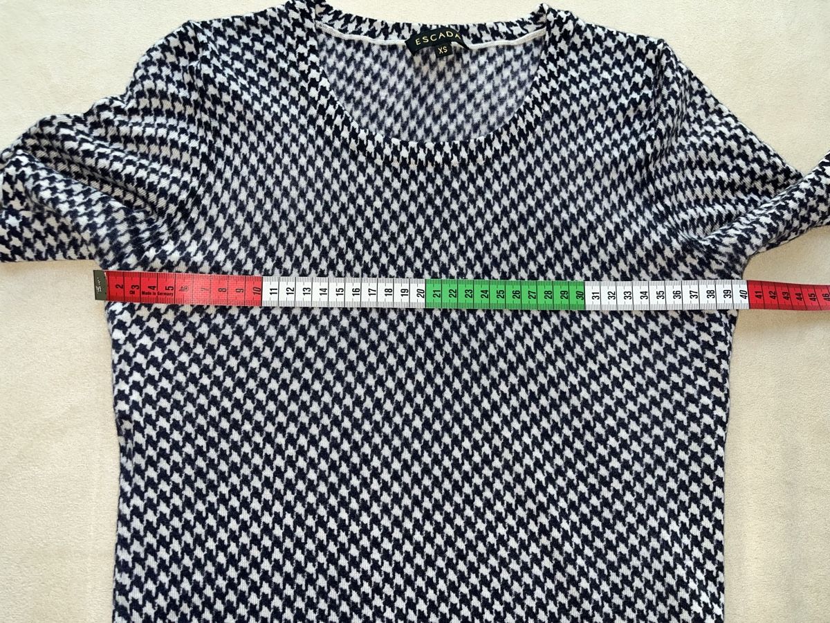 Escada Maglioni & Felpe: Pulli Escada Hr.34 XS – Usato da Stäfa venduto da Exclusive0 2