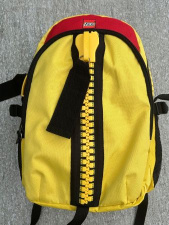 Lego Rucksack / Tasche, gelb-rot mit grossem Reissverschluss