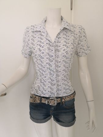 🤩BIAGGINI KURZARM BLUSE WEISS MIT BLUMEN MUSTER & KRAGEN