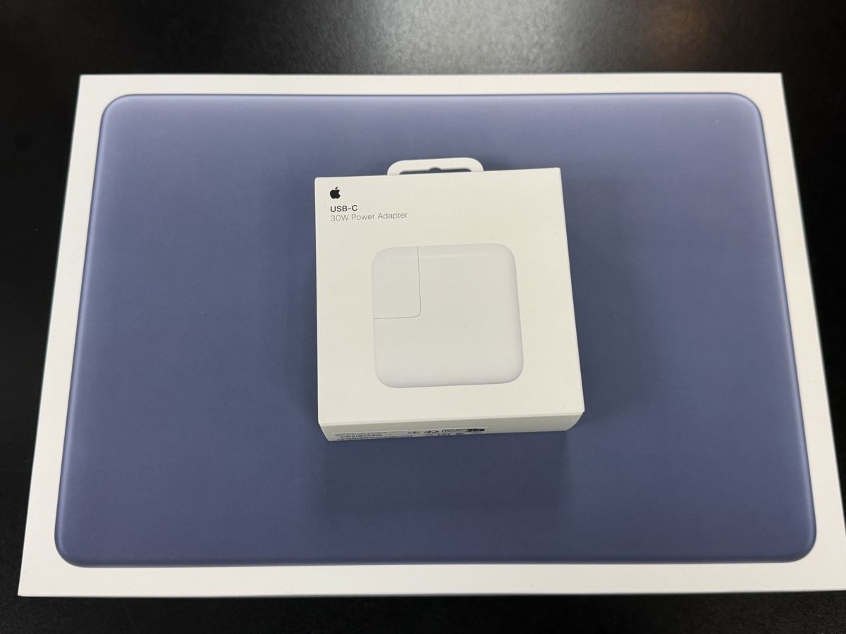 Apple Notebook: MacBook Neo – Nuovo (secondo la descrizione) da Zürich venduto da Handycaree 8