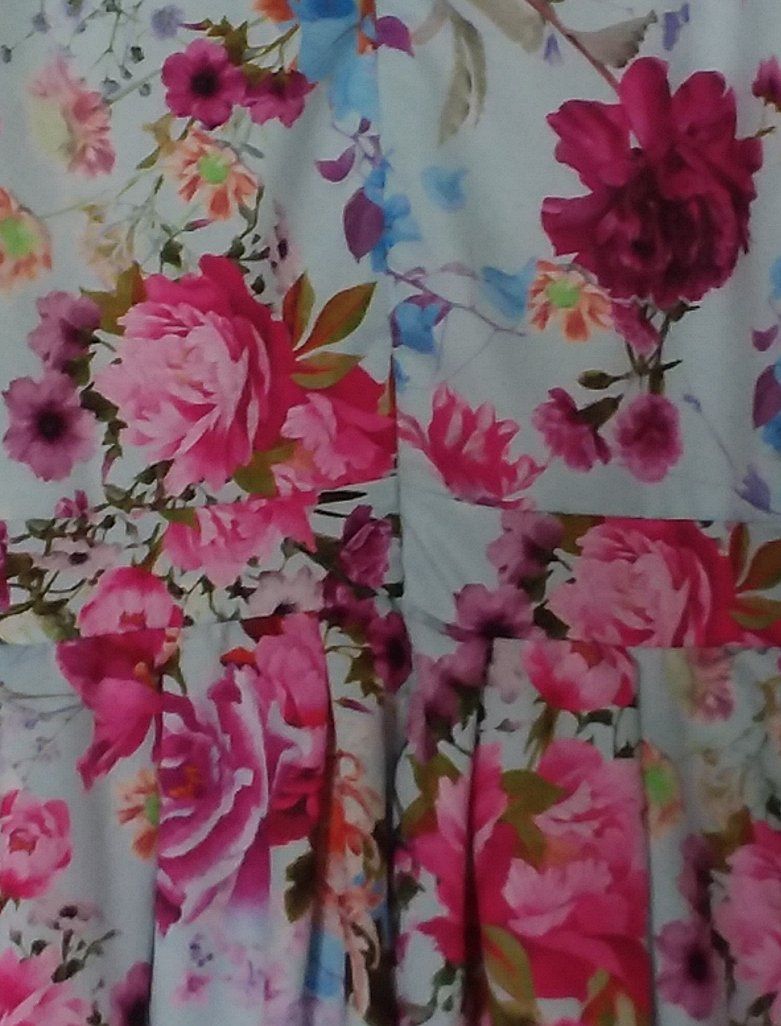 Vestiti: Robe été Rinascimento, taille M. – Usato da La Chaux-de-Fonds venduto da achillea01 3
