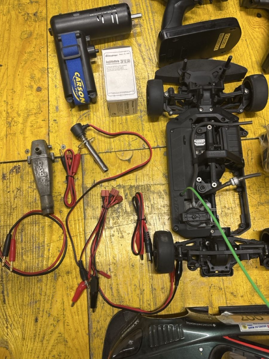 Modellismo RC: Auto RC da corsa, pezzi di ricambio e accessori vari! – Usato da basel venduto da Swiss._.1978 6
