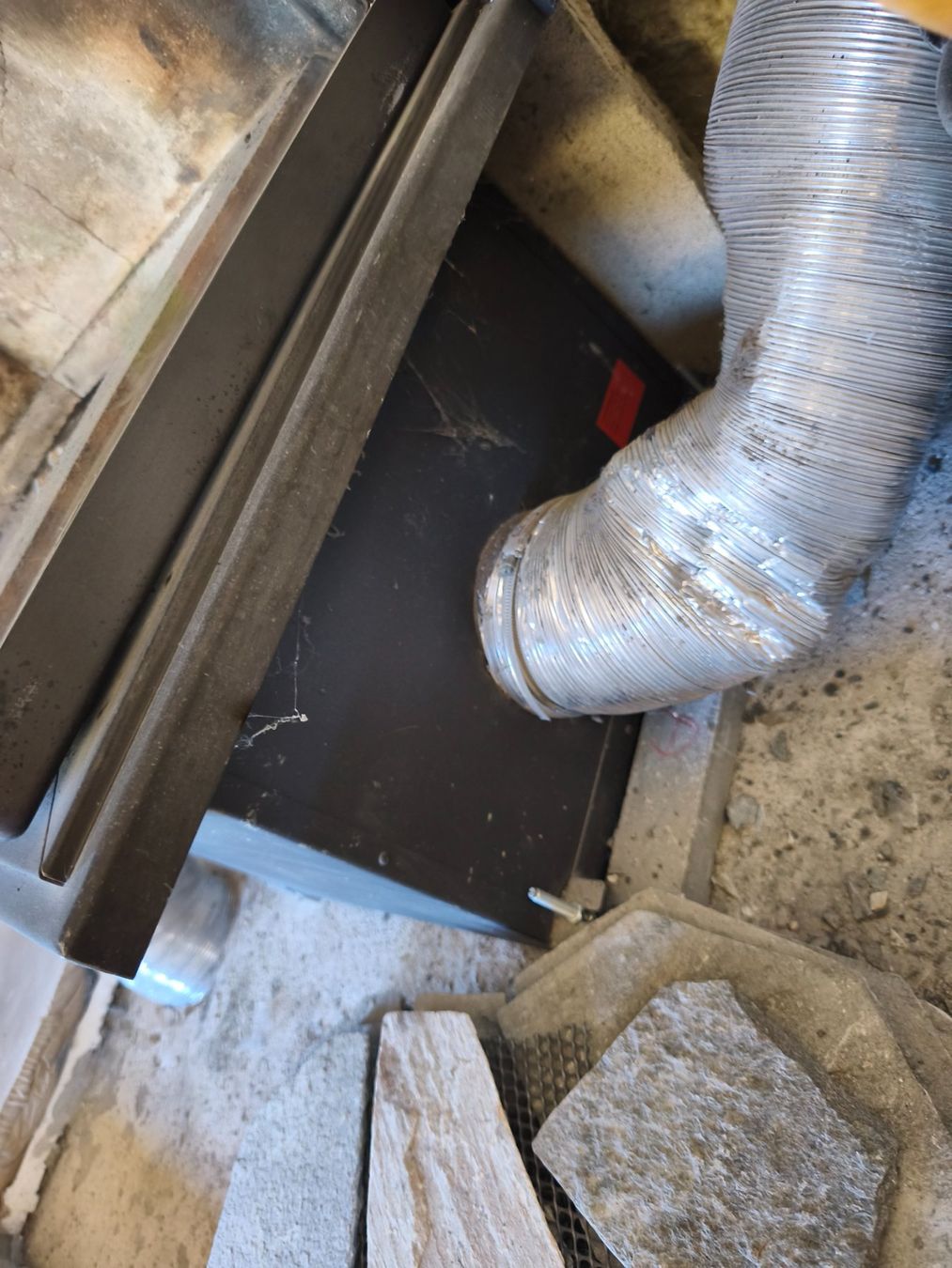 Camini: Insert cheminée de salon Frei Eco 100 – Usato da Fribourg venduto da Chien0 7