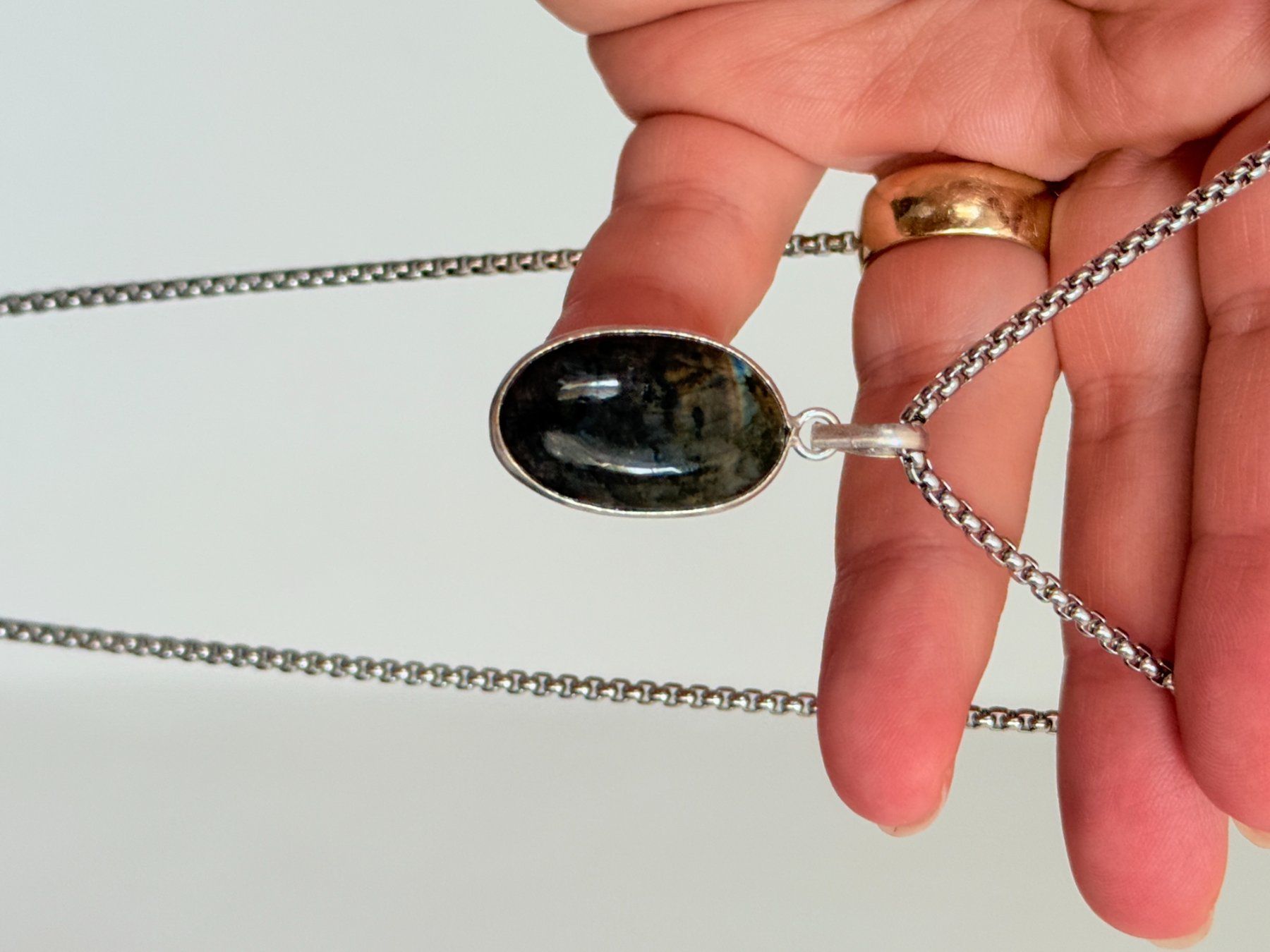 Catenine: Fashionable labradorite necklace – Nuovo e nell'imballaggio originale da Genève venduto da AGBERG 7