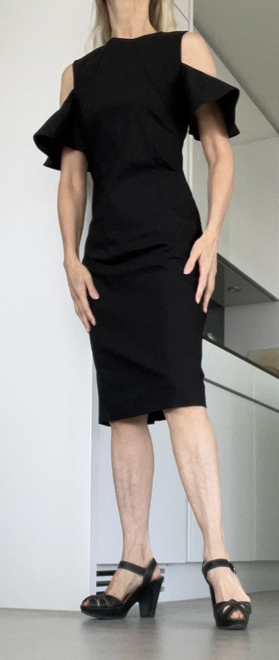 Zara Kleider: Elegantes schwarzes Baumwoll-Cochtail-Kleid – Gebraucht aus Horgen von Esterina 3