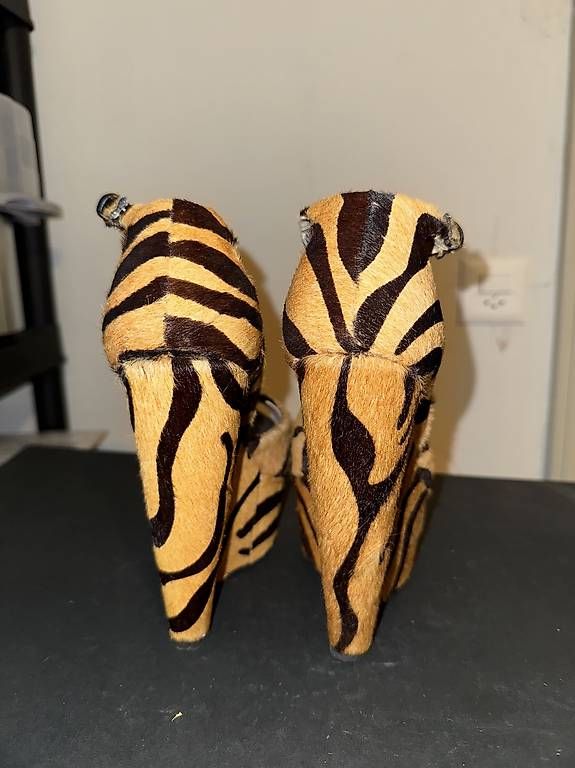 Zara Scarpe da donna: Zara Leder Sandalen, Gr. 37 – Usato da Frenkendorf venduto da banemk12
