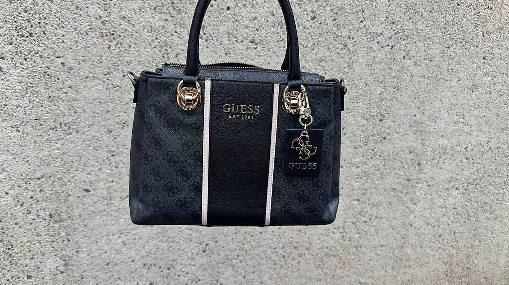Guess Sacs femmes: Guess Handtasche – D'occasion à Zürich par rue_bj8z