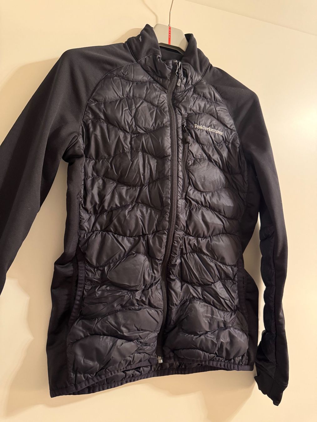 Peak Performance Giacche: Peak Performance Hybrid Jacke Grösse S – Usato da Zürich venduto da SEDRAEN