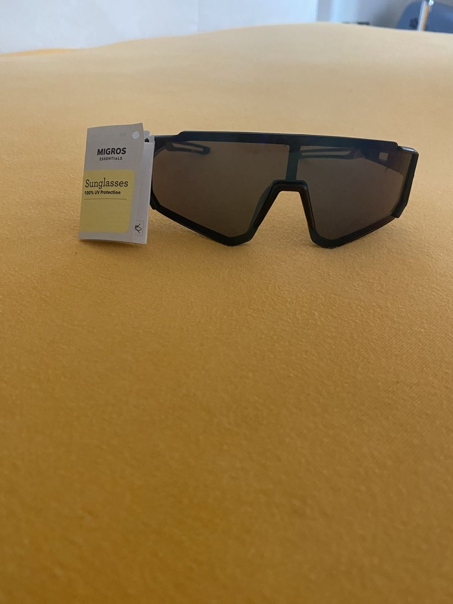 Occhiali & Lenti: Sonnenbrille – Nuovo (secondo la descrizione) da Berikon venduto da TheMangle