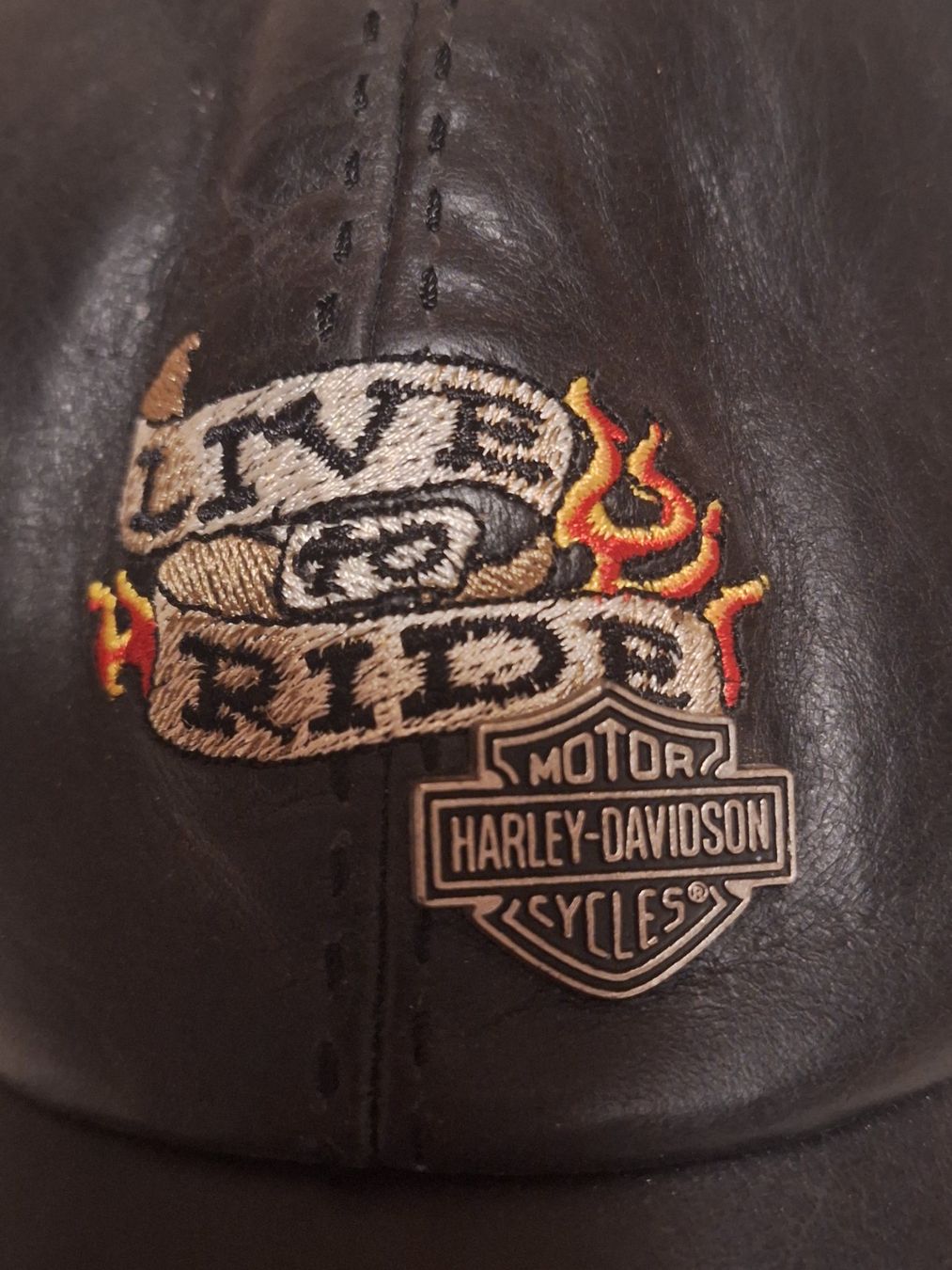Harley-Davidson Chapeaux, bonnets & casquettes: Harley Davidson cappello in vera 100% pelle – Neuf (Voir description) à Porza par ulletta1 2