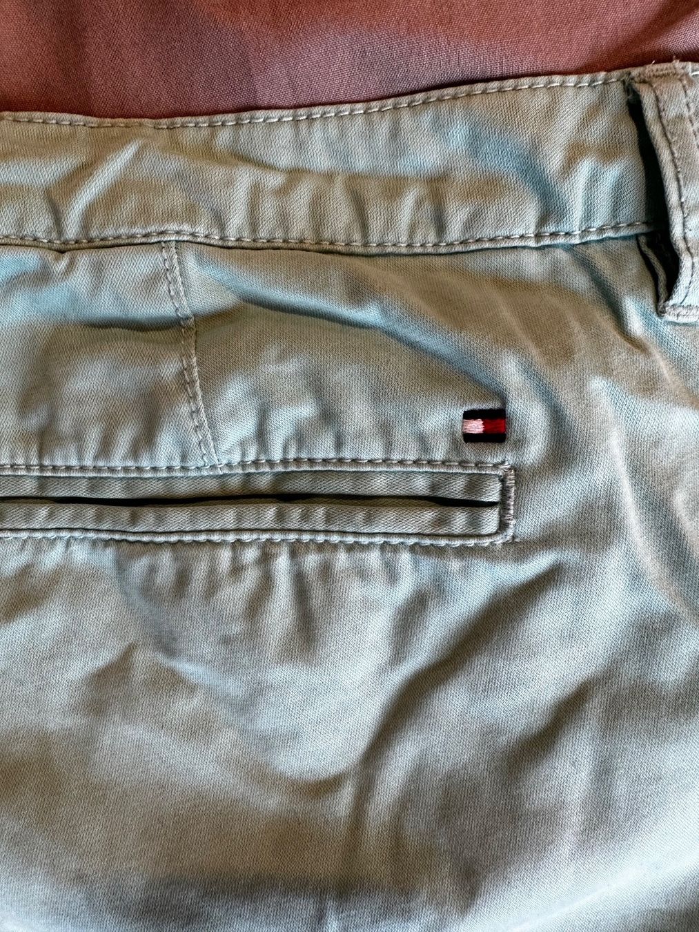 Tommy Hilfiger Hosen: Tommy Hilfiger chino Damen hose – Gebraucht aus Zurich von Alinecnicolet 8