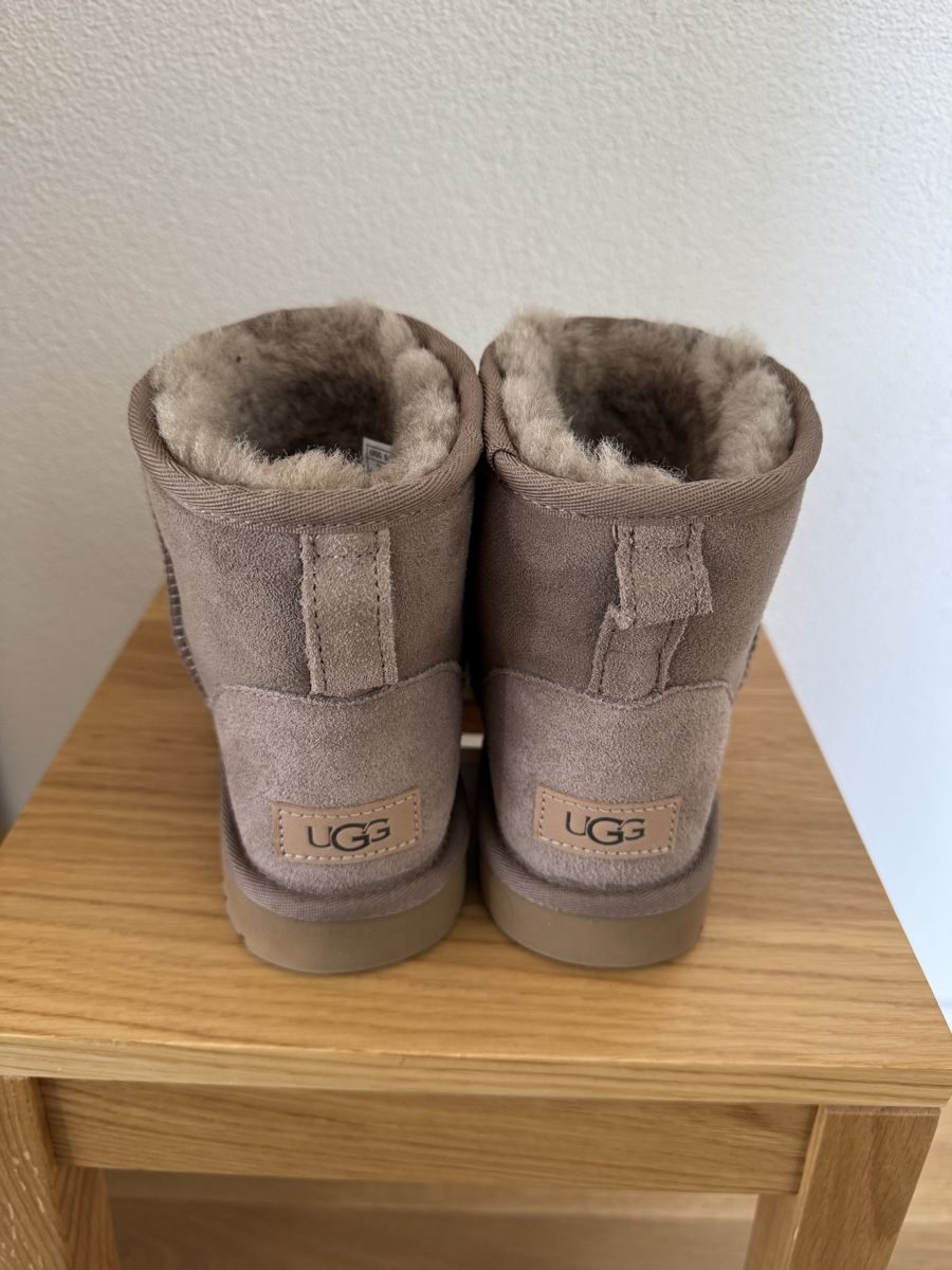 Ugg Scarpe da uomo: UGG Classic Mini II Caribou EU 38 – Nuovo (secondo la descrizione) da Zürich venduto da sel_w5sd 3