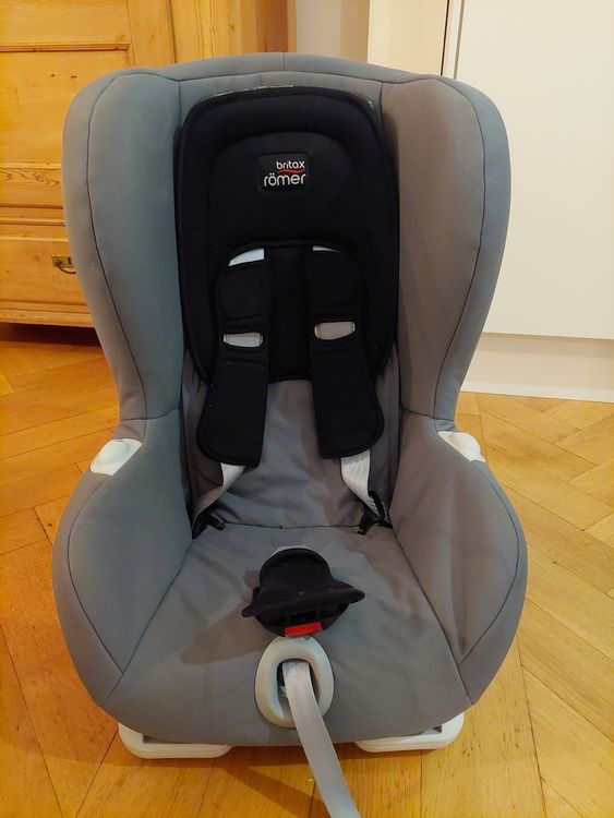 Britax Römer Kindersitz Duo Plus - Light gray (Gebraucht) in Küsnacht ...