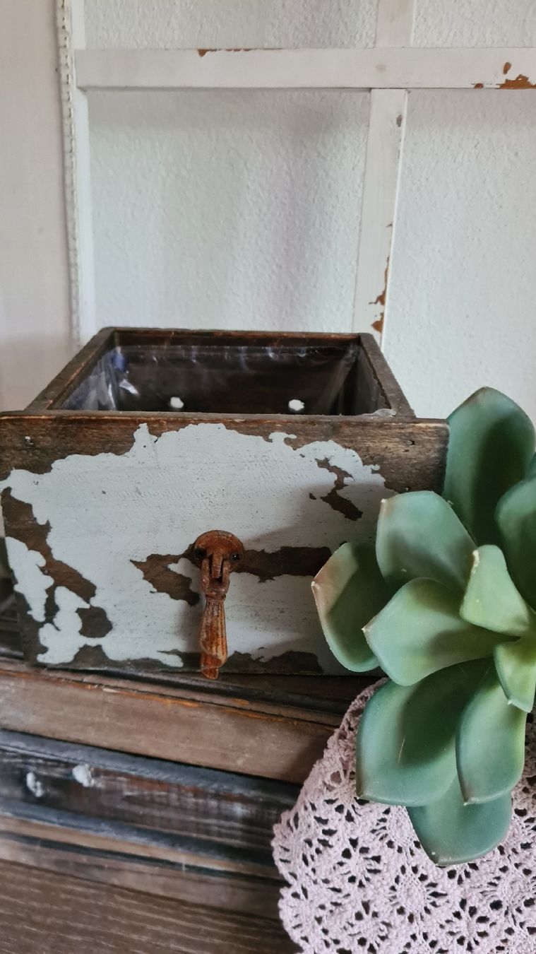 Toutes les décorations: Dekoschublade im Vintage Look mega cool – Neuf avec emballage d'origine à Böttstein par decodor-angi