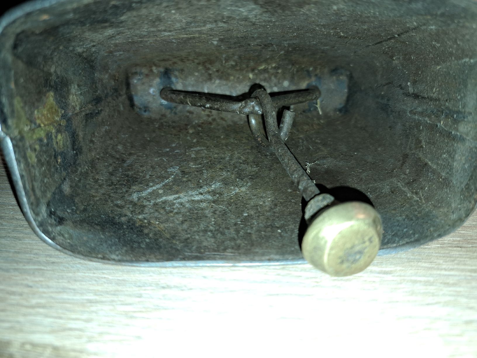 Glocken & Treicheln: 2 Bissen – Gebraucht aus Egg (Flawil) von Tuli_pan72 5