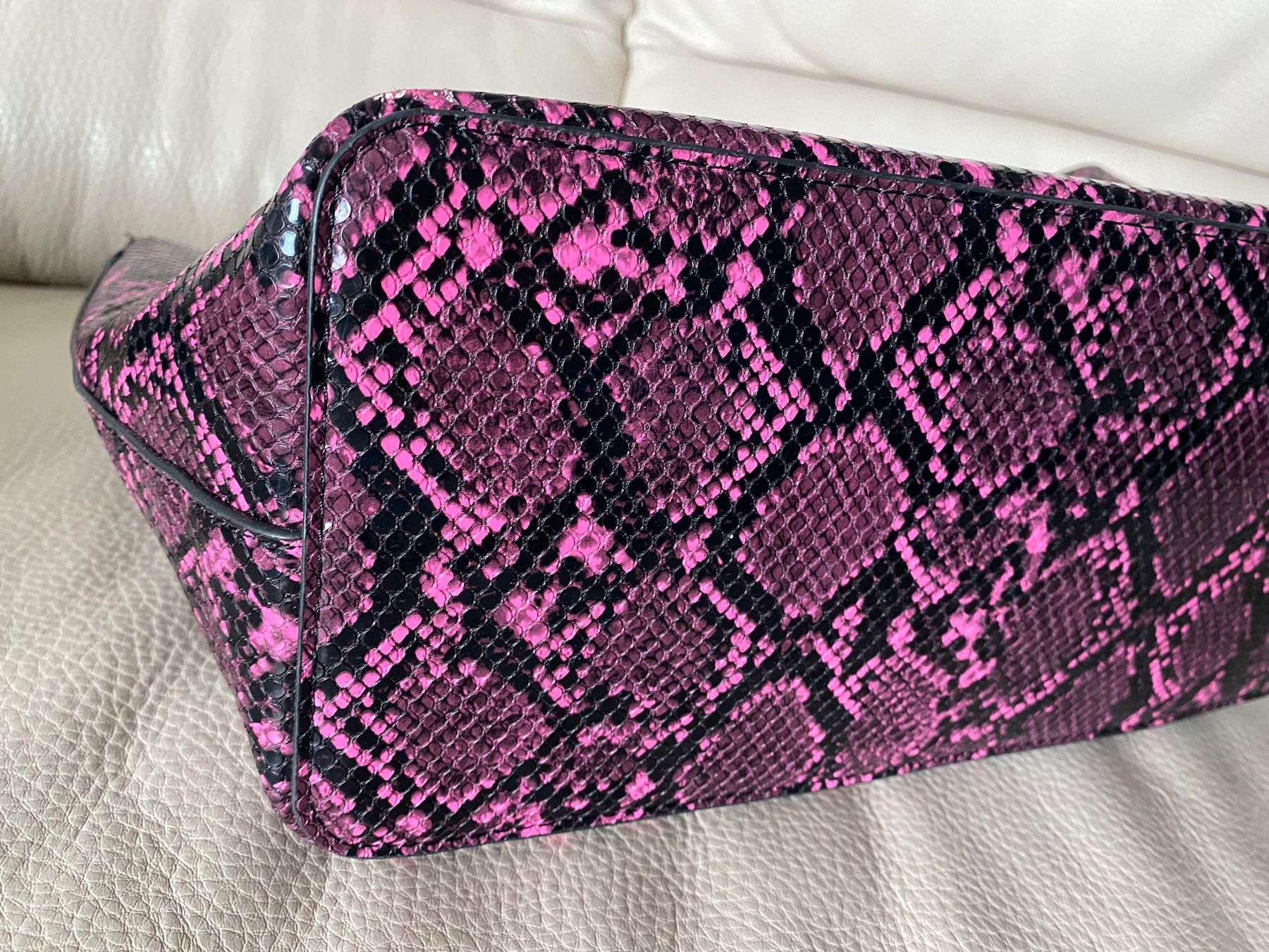 Borse da donna: CARPISA Cindy Tote Bag Pythonoptik – Usato da Besazio venduto da BagCycle 3