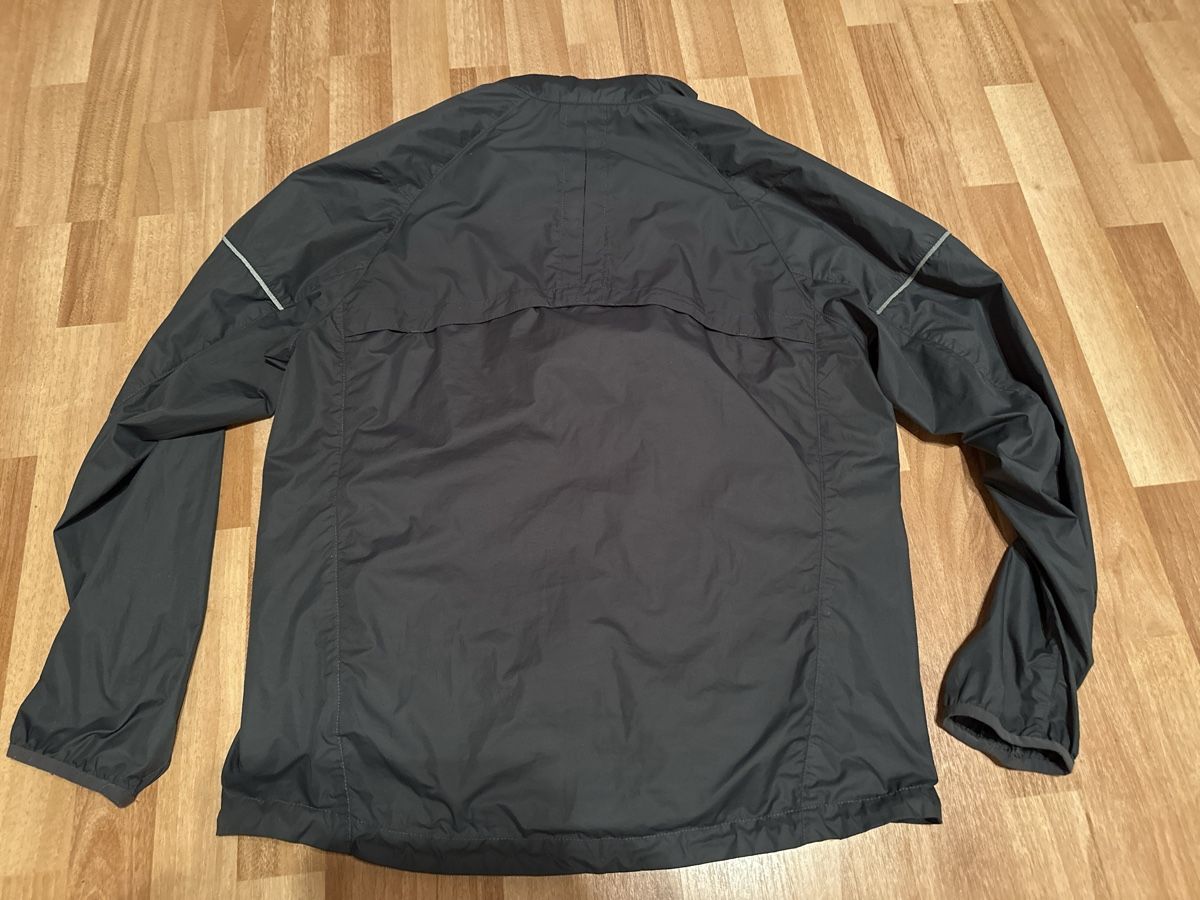 Nike Giacche: Nike Laufjacke, Windjacke, Schwarz, Gr. L – Usato da Heiden venduto da fam_797q 2