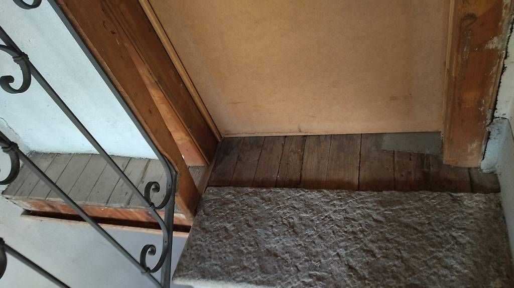 Tutti gli attrezzi: Porta in legno compensato, robusta e sicura – Usato da Ponto Valentino venduto da Mercante33 1