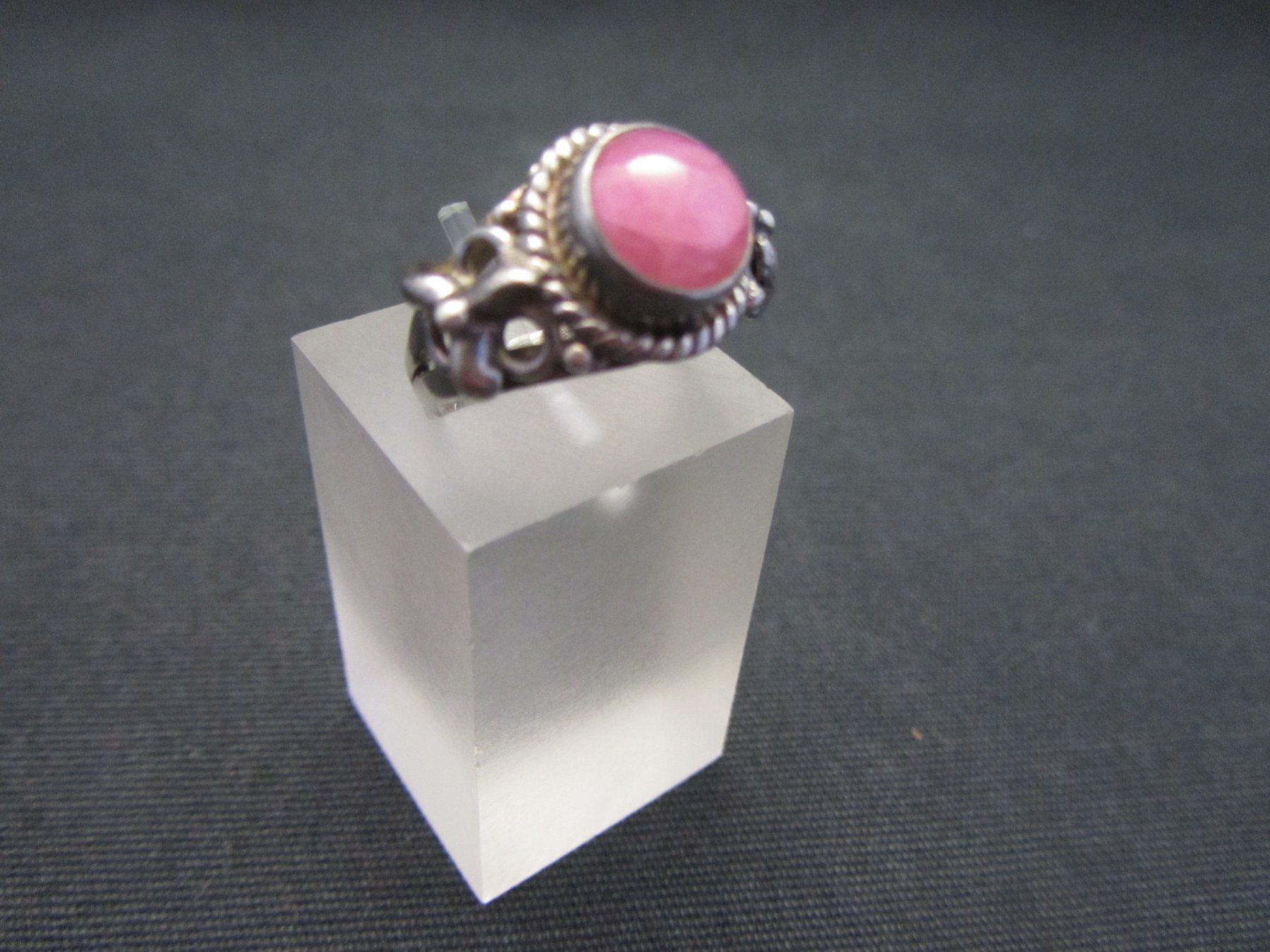 Ringe: Silberring mit rosa Stein – Gebraucht aus Basel von spinne02