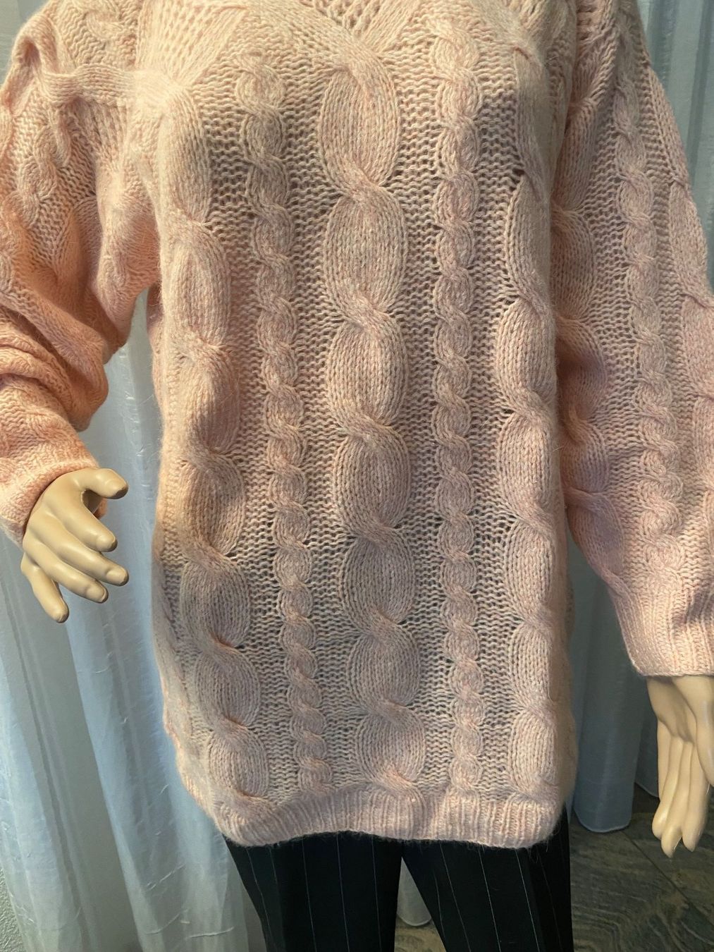 Maglioni & Felpe: perfekter Auftritt - 20% Angora-Strickpullover Gr. M – Usato da Winkel venduto da ferrari2022 4
