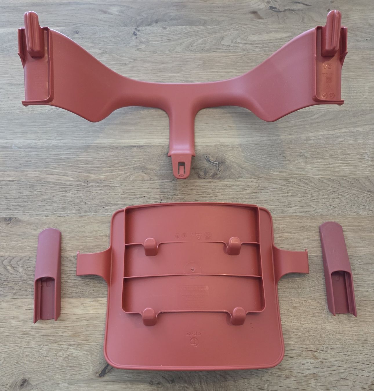 Stokke Chaises hautes: Tripp Trapp Baby Set - Warm red – D'occasion à Zürich par fusionjames 1