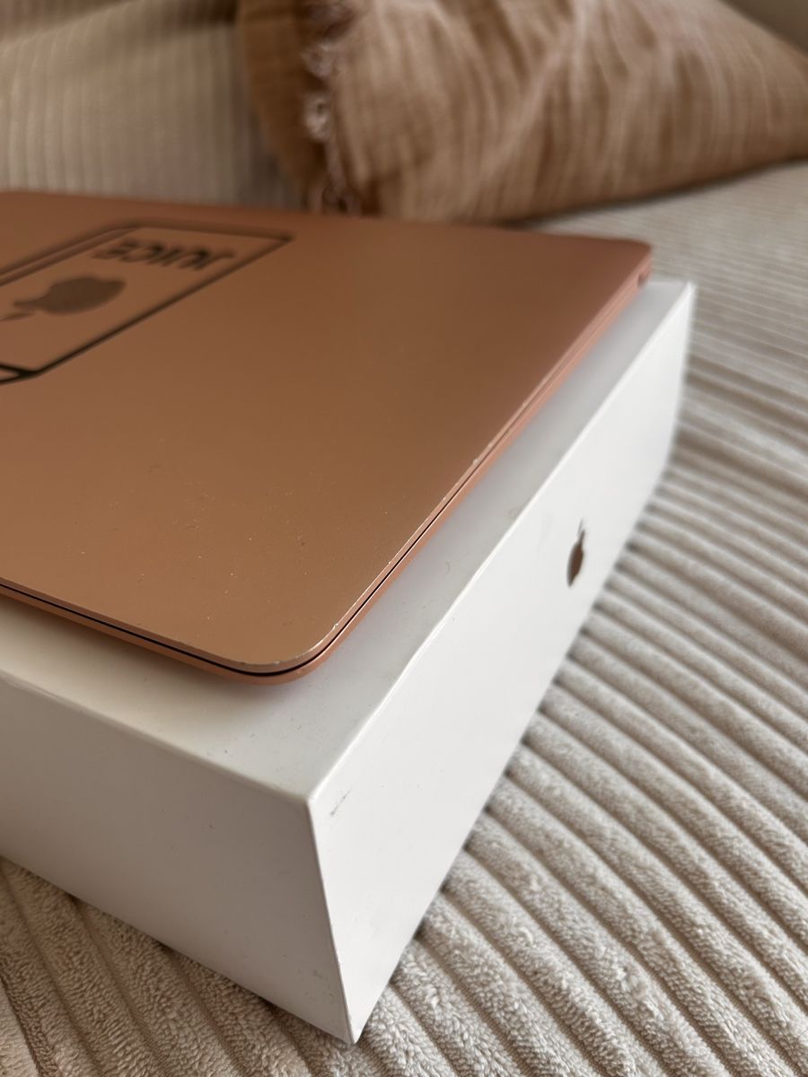 Apple Notebook: Apple Mac Book Air 13’ 2018 – Usato da Glattfelden venduto da mha_lxg6 2