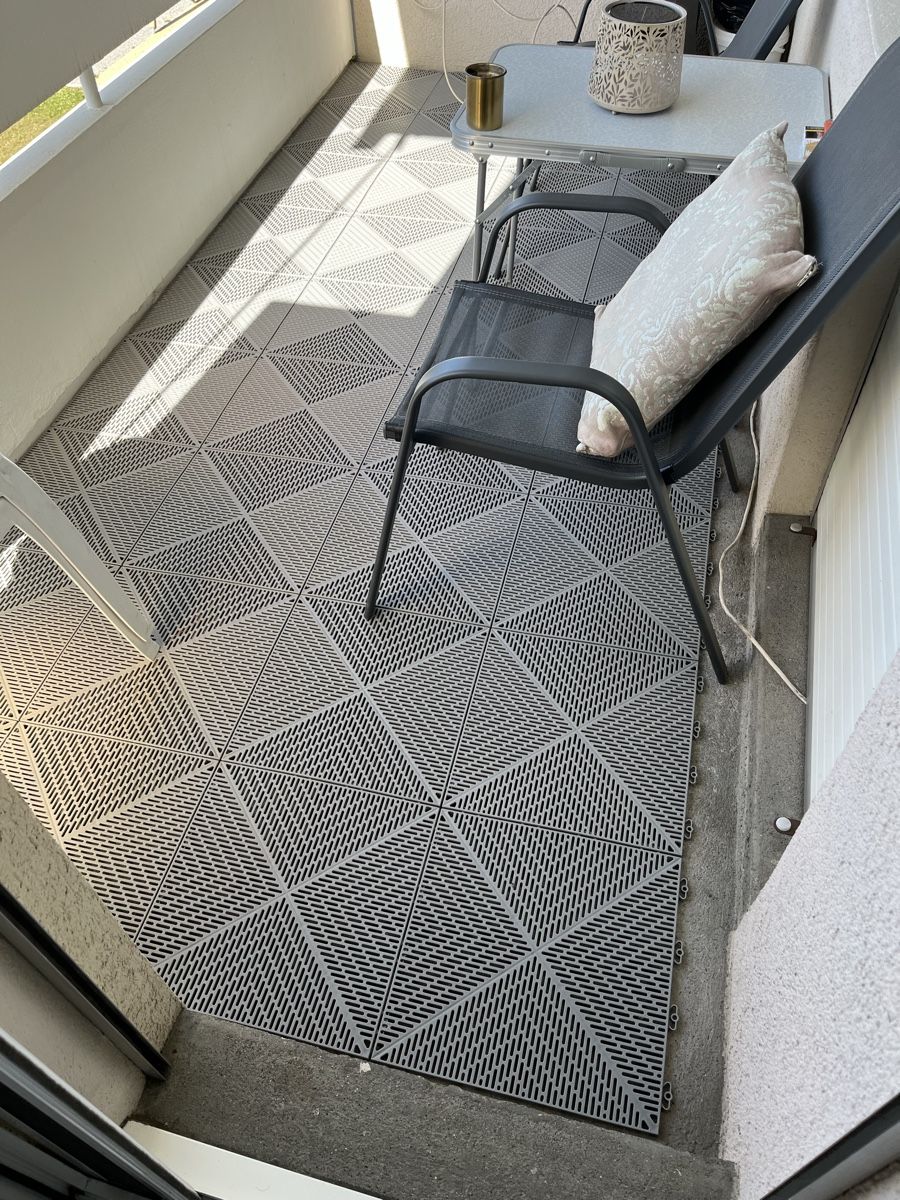 Rivestimenti per pavimenti: Balkon Bodenplatten Anthrazit 36 Stueck wenig gebraucht – Nuovo (secondo la descrizione) da Rüfenacht venduto da lilly_67 1
