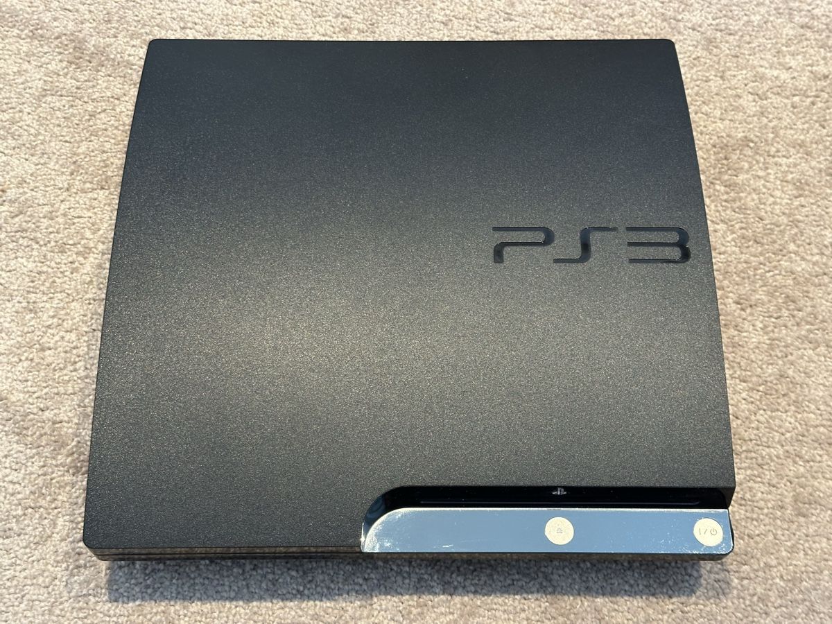 Sony Console: Playstation 3 PS3 Black Used – Usato da Oberwil-Lieli venduto da robertm99