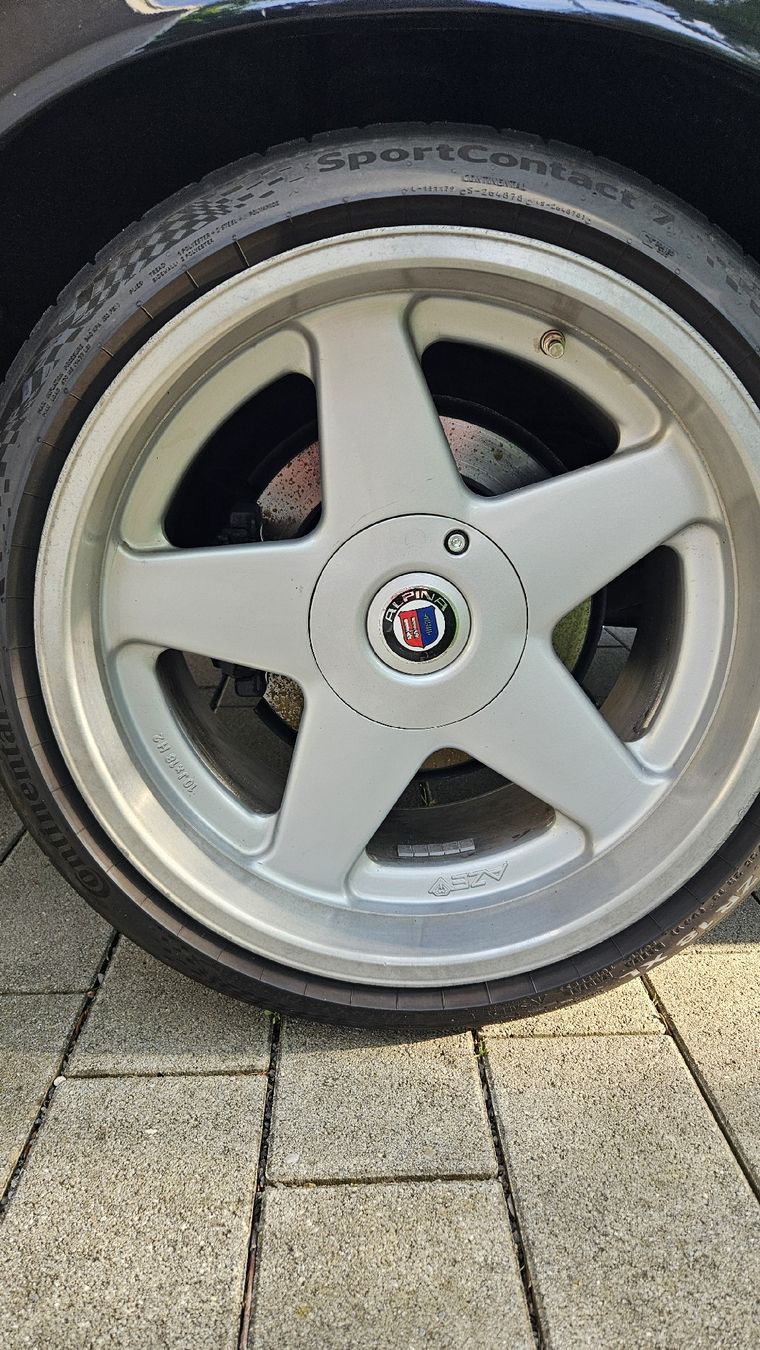 BMW Automobili: Bmw 750iL e32 – Usato da Andelfingen venduto da epicbaertsch 1