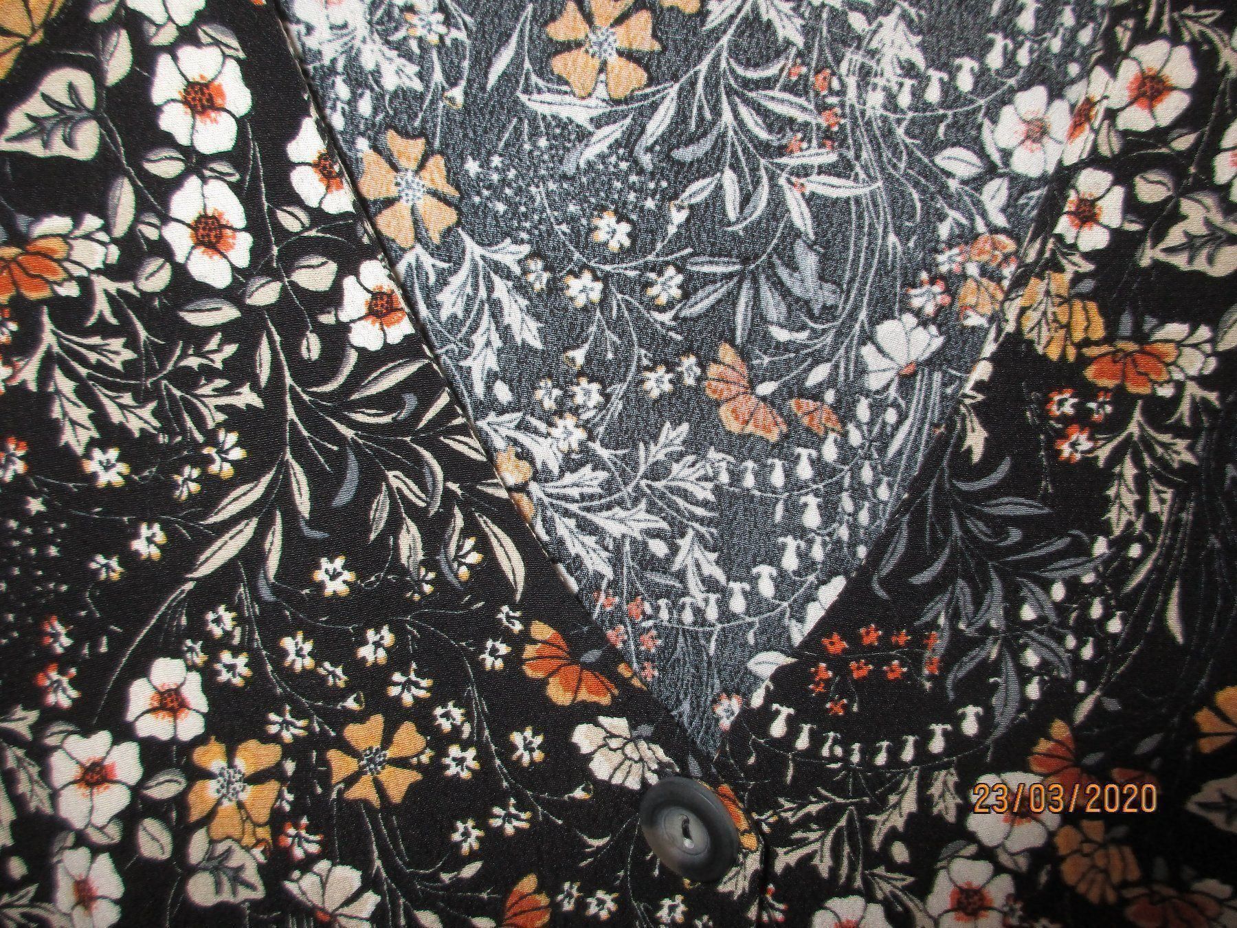 Kleider: blumiges Kleidli M super bequem – Gebraucht aus Ottenbach von Claurin 3