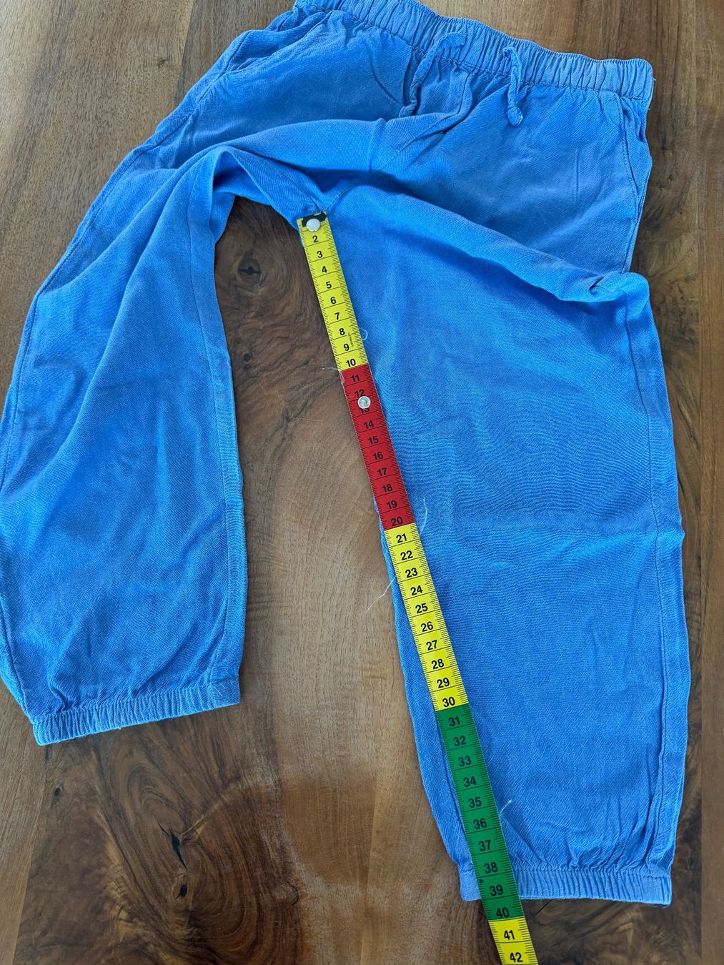 H&M Hosen: Hose von H&M, Grösse 110 – Neu (gemäss Beschreibung) aus Haslen AI von s176 5