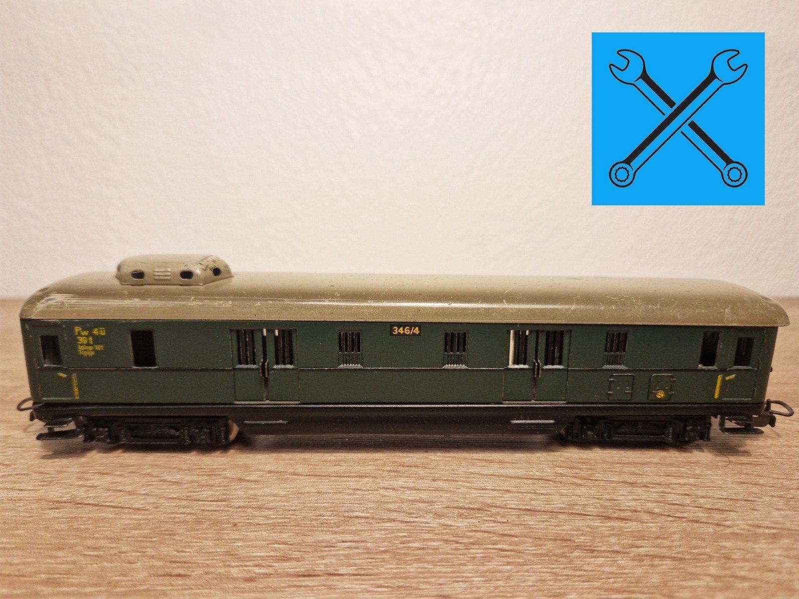 Märklin Modellini di ferrovie: Märklin 346/4 Wagon restauré H0 (2) – Usato da St-Aubin-Sauges venduto da Lo_Go