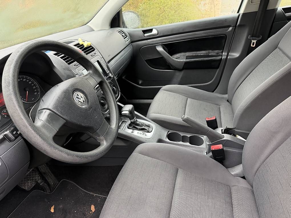 Autos: VW Golf V – D'occasion à Buchs ZH par -lina- 2