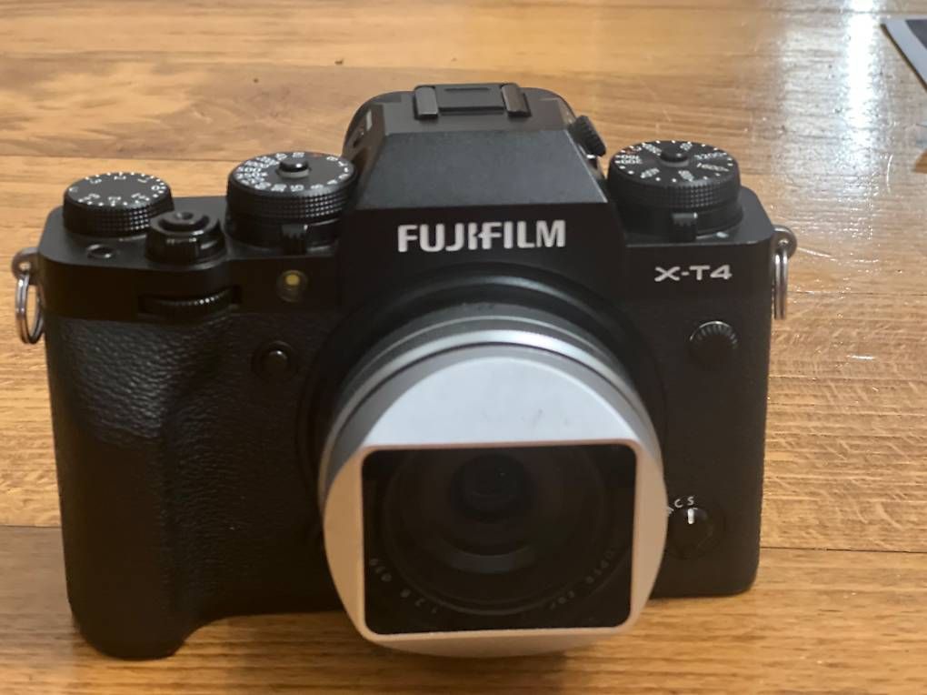 Fotocamera: BOITIER FUJIFILM XT 4  2300 DECLENCHEMENTS – Usato da Bex venduto da Pottenstein 2