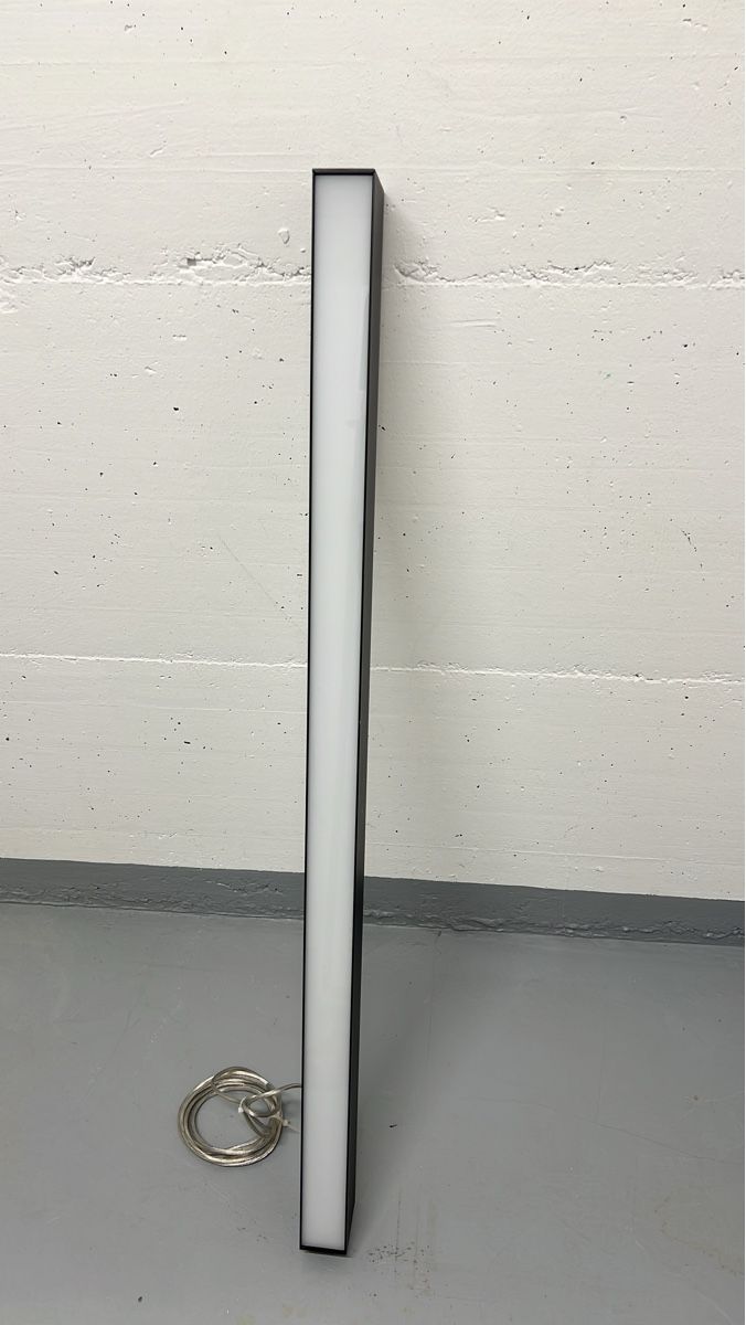 Lampes: LED Leiste 100cm schwarz Aluminium matt – D'occasion à Luzern par Hemen1980