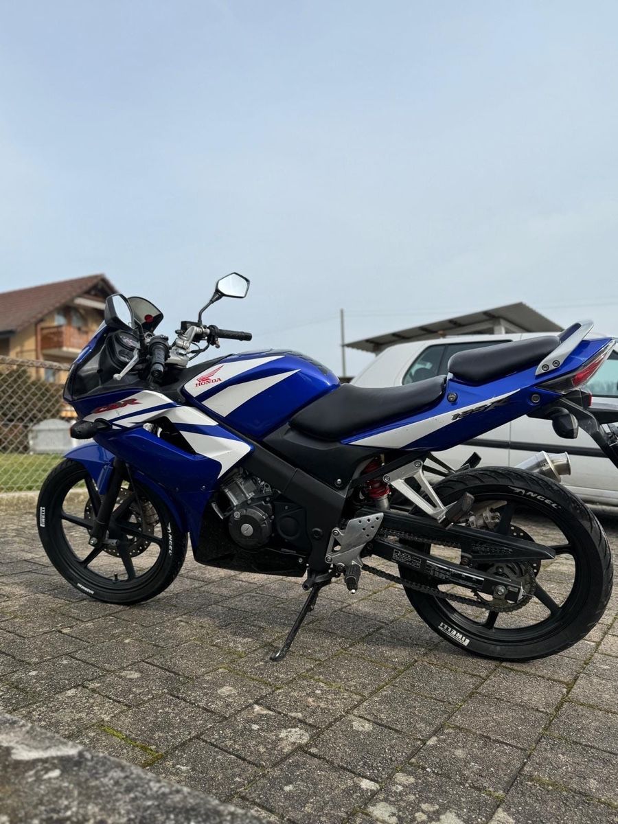 Strasse: Honda Cbr 125-r – Gebraucht aus Fislisbach von you_r6yv 4