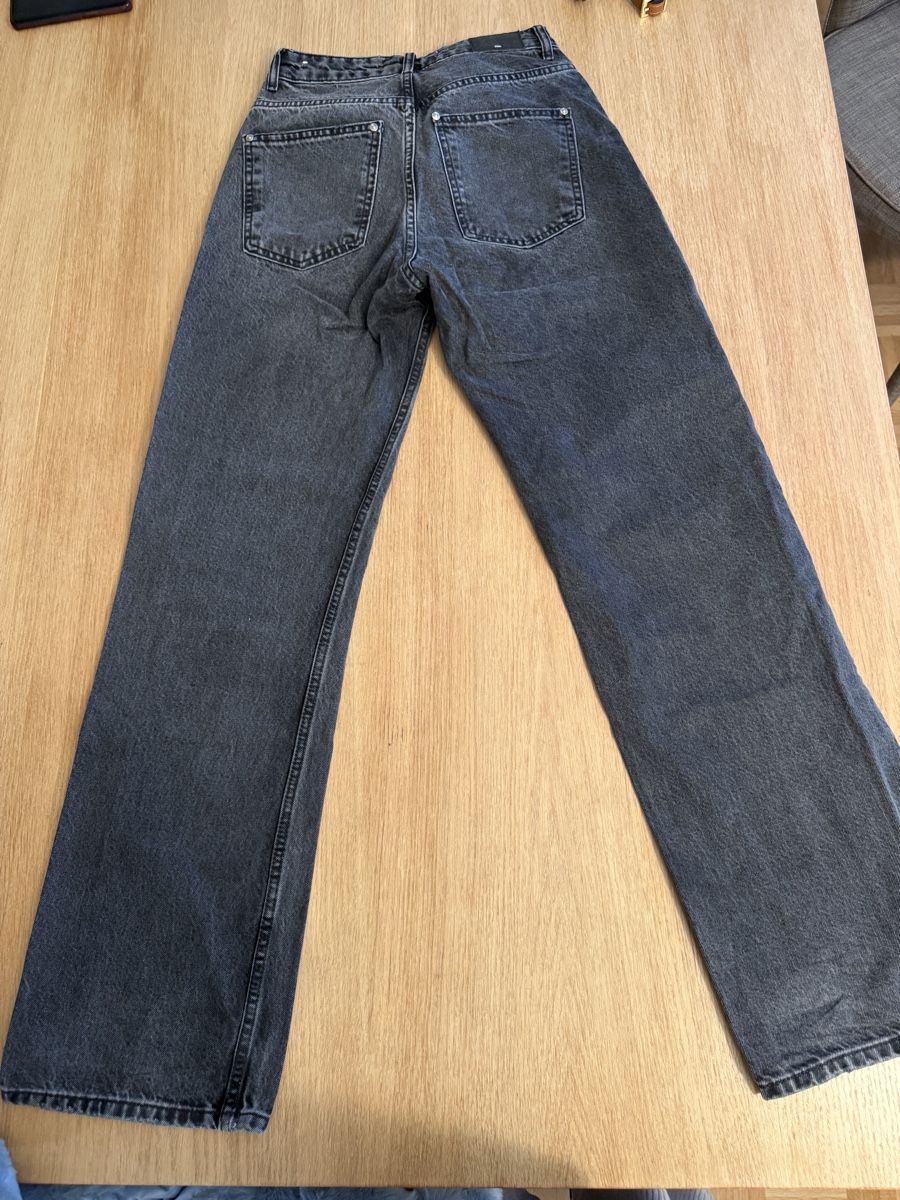Jeans: Jeans grau Grösse 36 neuwertig – Neuf (Voir description) à Langenthal par raz_q7jm 1