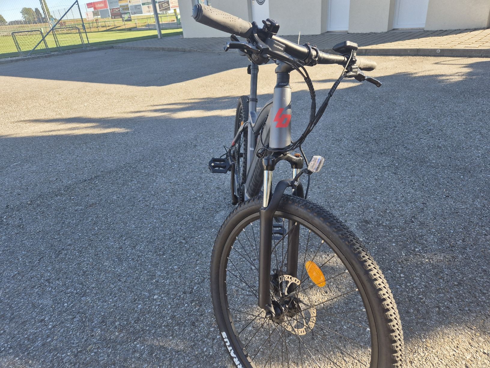 Leopard Biciclette: E-Mountainbike Leopard E-Sport+ grau – Usato da Plaffeien venduto da gsxr88 1