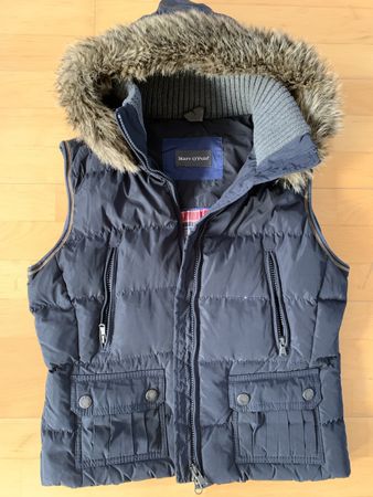Daunengilet von Marc O'Polo, Farbe dunkelblau, mit Kaputze,