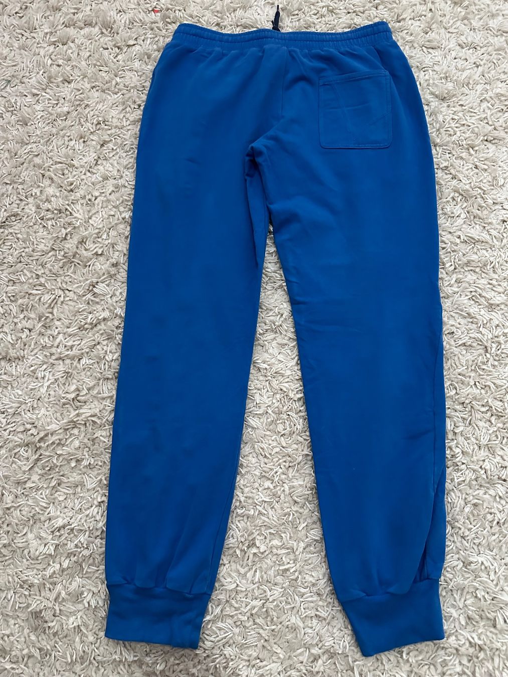 Adidas Pantaloni: Adidas Hose Gr.38 – Usato da Bern venduto da BrandVilla 1