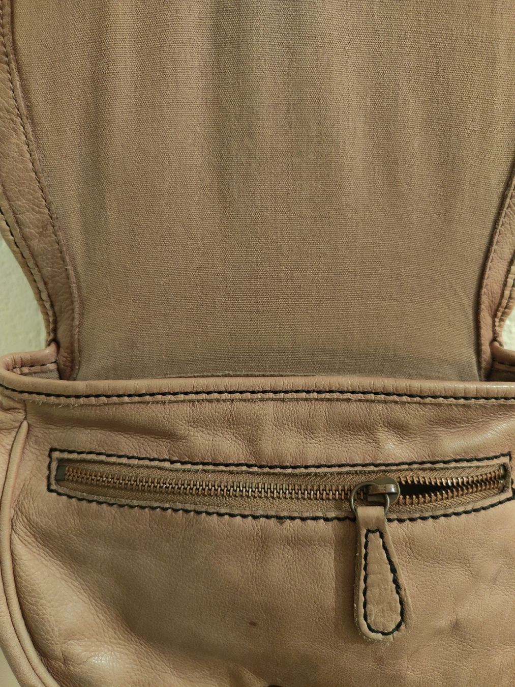 Liebeskind Borse da donna: Sac à en cuire LIEBESKIN, Berlin – Usato da Biel/Bienne venduto da notfun 5