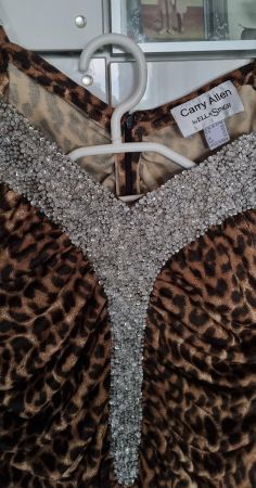 robe Cary Allen garnie des strasses, T46