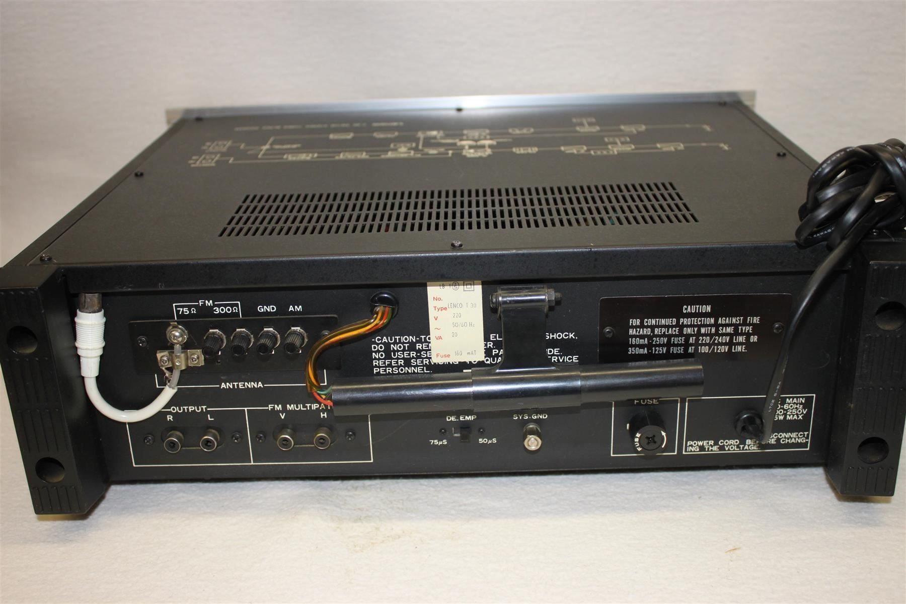 Lenco Amplificatori: Lenco T30 Stereo Tuner AM/FM – Usato da Thun venduto da Fbchm 1