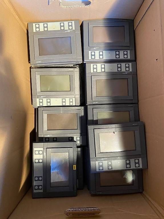 Componenti elettronici: Johnson Controls LCD Display DT-9100-8004 – Usato da Schwanden-Brienz venduto da Belvedere_ 1