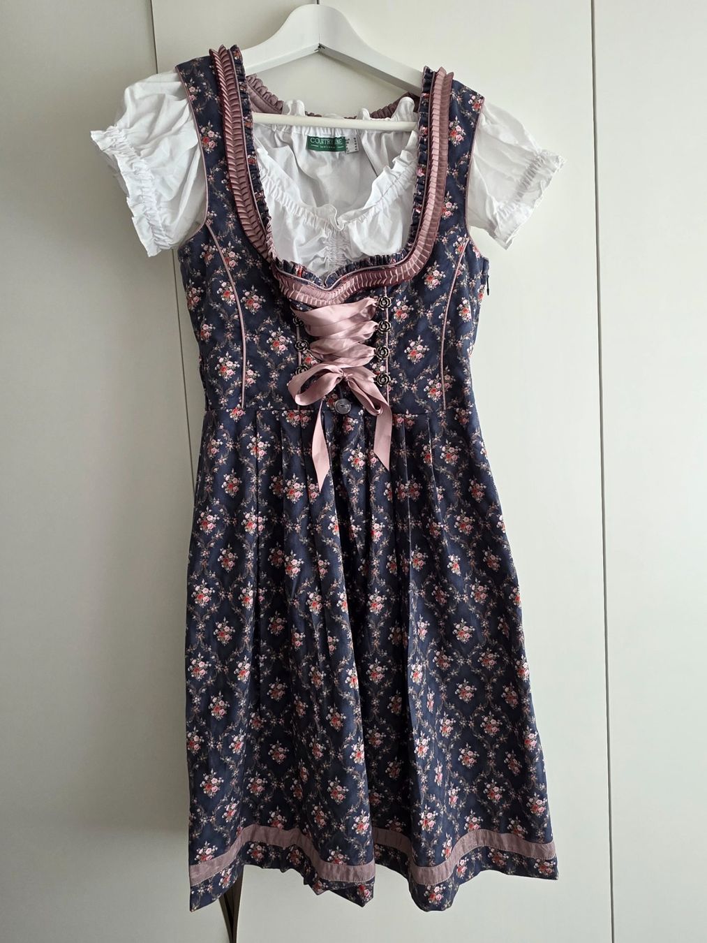Vestiti: Dirndl 36/38 – Usato da Henau venduto da tic_82qp 1