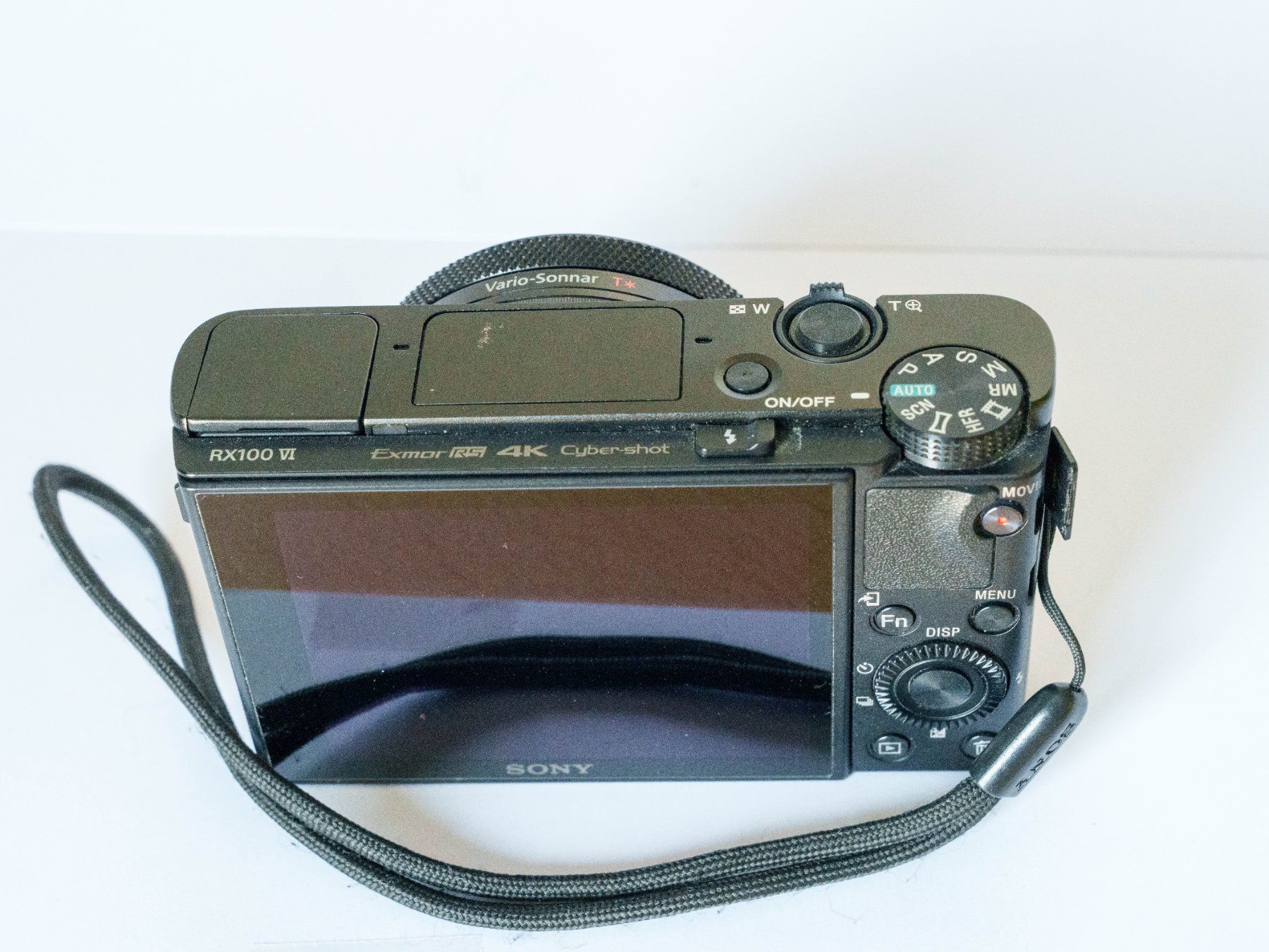 Sony Fotocamera: SONY RX100 VI (defekter Sucher) – Usato da Schaffhausen venduto da piqu 2