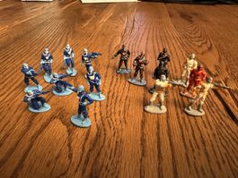 Action Figuren 16 Stk.