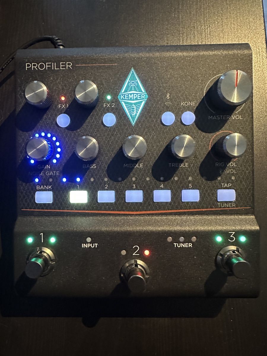 Strumenti musicali: Kemper Profiler Player LVL III – Usato da Recherswil venduto da Geruempel